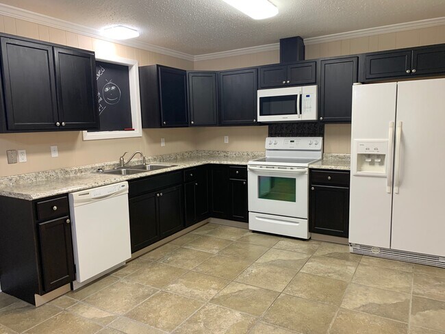 Foto del edificio - 30860 Strawberry Ln
