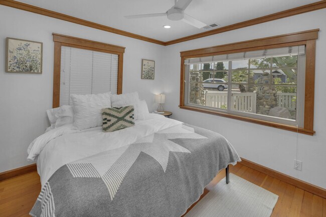 Foto del edificio - 1048 Johnson Ave