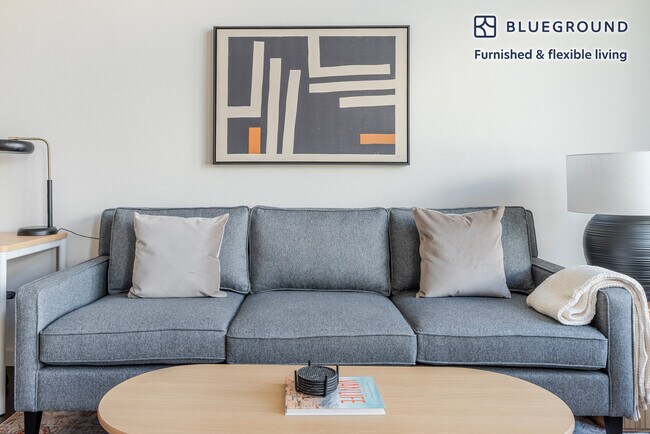 Building Photo - 650 E Capitol Ave