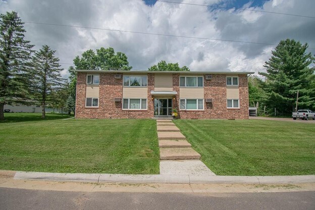 Foto principal - 315 E Oak St