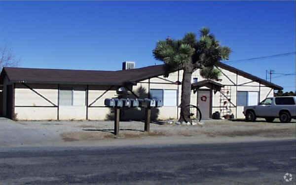 Foto principal - 16756 Lime St