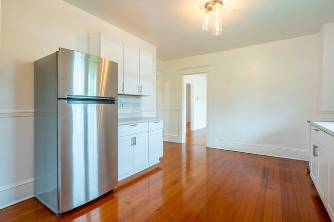 Cocina - 2346 SE Ankeny St