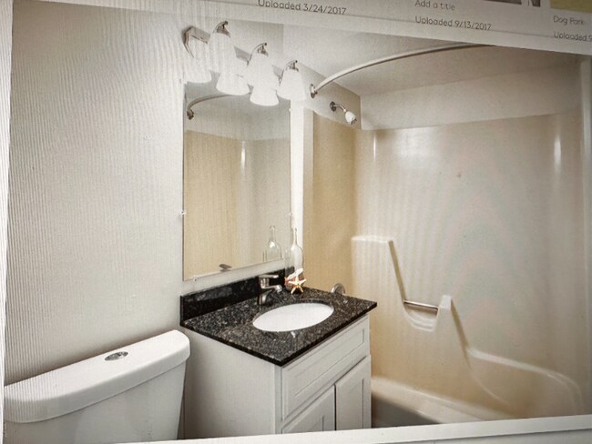 Foto del edificio - 168 Fox Hill Ln