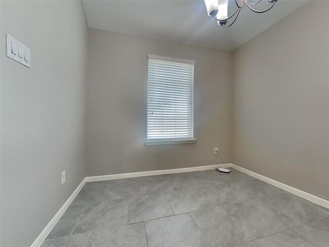 Building Photo - 223 Ashley Falls Ln