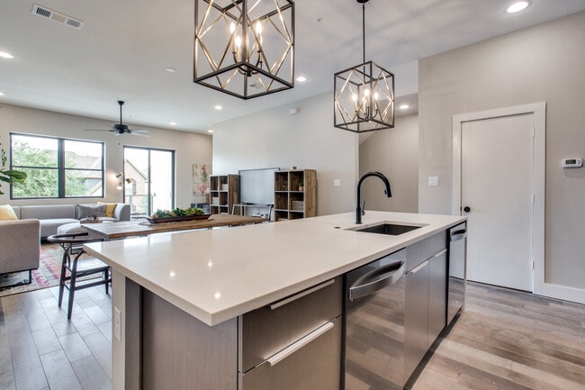 Photo - 3133 Waits Ave Townhome