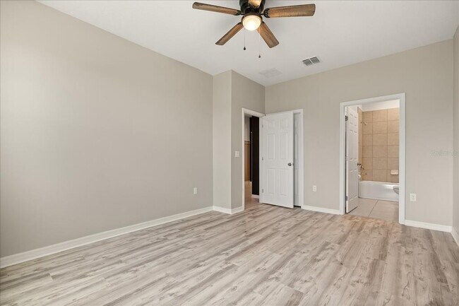 Building Photo - 8954 Crowned Eagle Dr