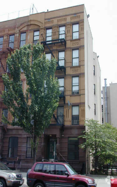 Primary Photo - 2151 Fifth Ave