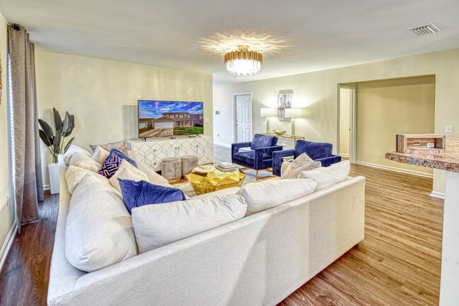 Building Photo - 4574 Rivers Landing Dr