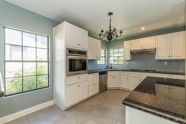 Building Photo - 315 Thomas Jefferson Dr