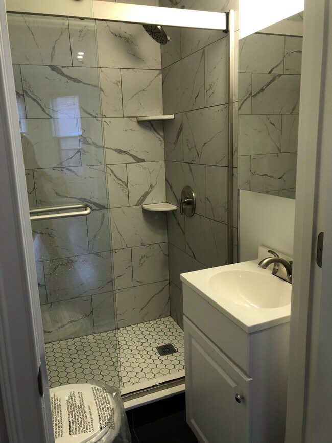 Foto del edificio - 225 Newbury St
