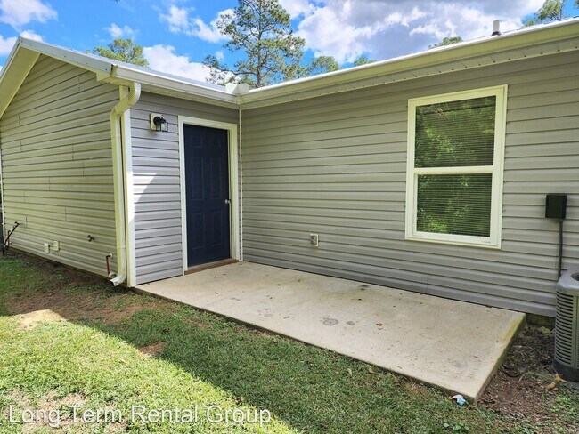 Building Photo - 2 br, 1 bath House - 13222 Wisconsin Stree...