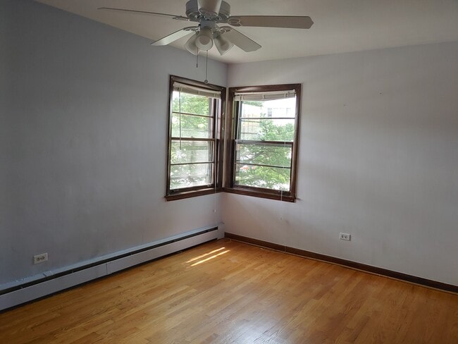 Building Photo - 6360 W Eddy St