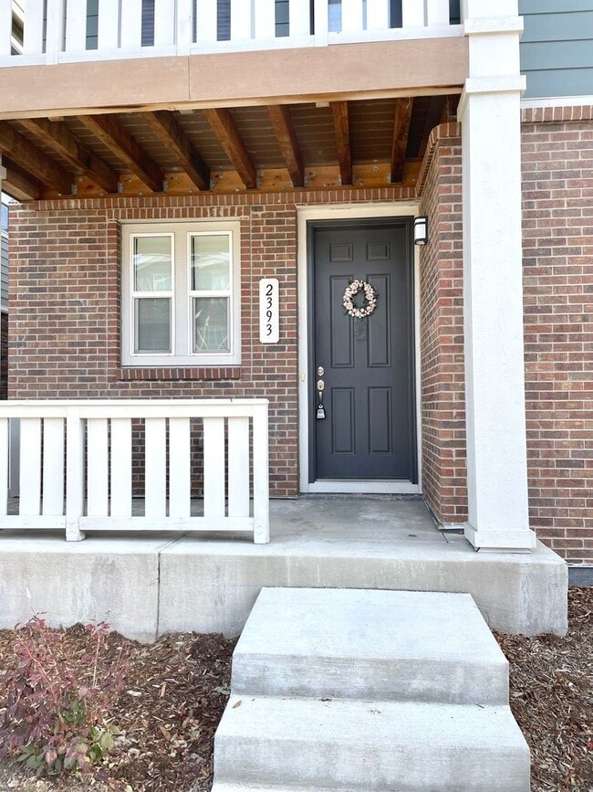 Foto del edificio - Newer Tri Level Home for Rent-Aurora-80014