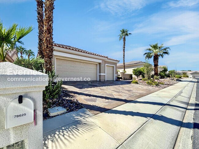 Foto del edificio - 78625 Morning Star