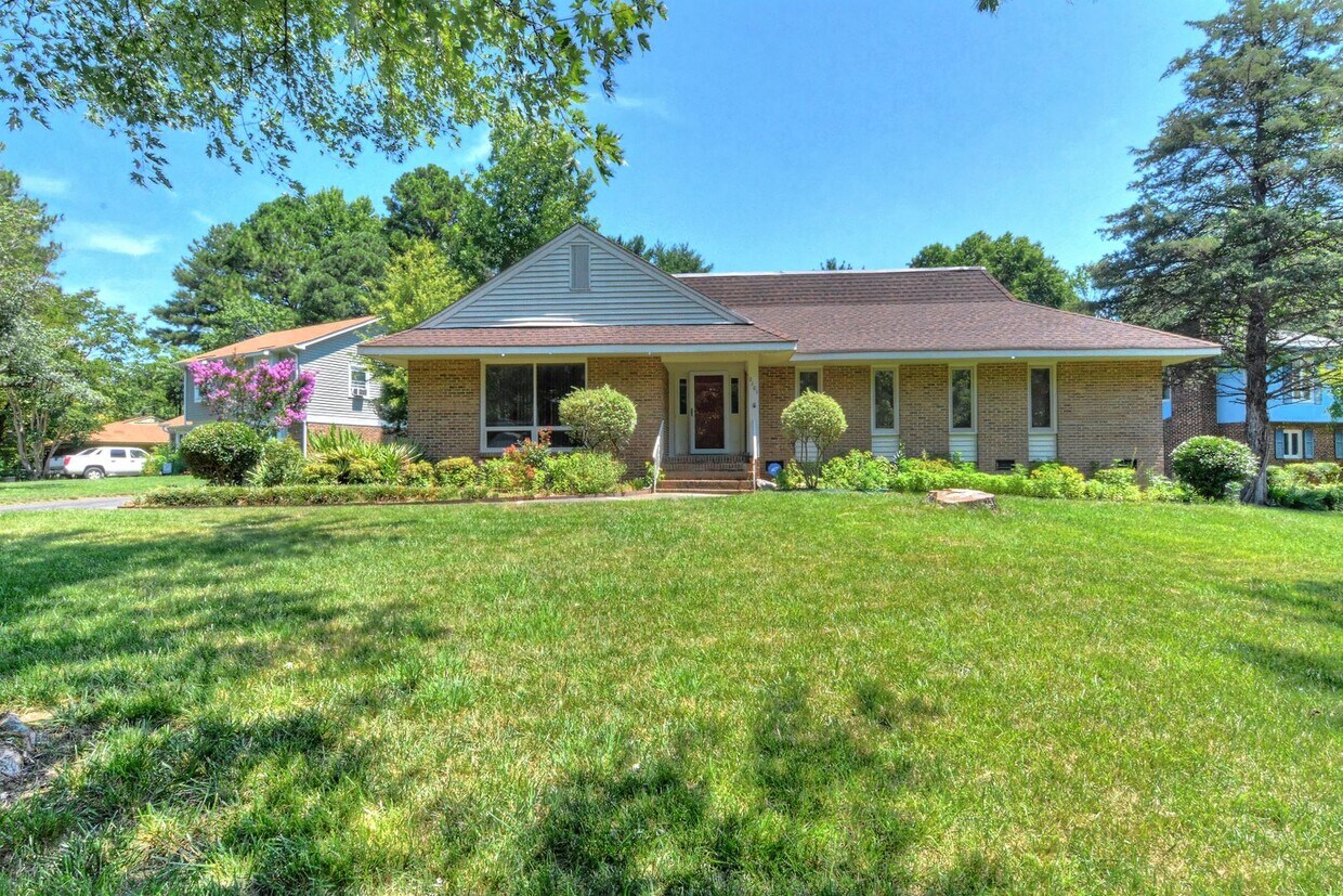 2101 Wellwood Cir, Charlotte, NC 28212 House Rental in Charlotte, NC