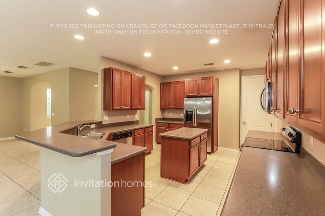 Building Photo - 724 Wooded Hamlet Ct