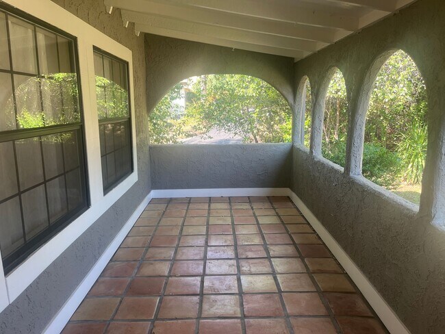 Foto del edificio - 2423 Tehama St