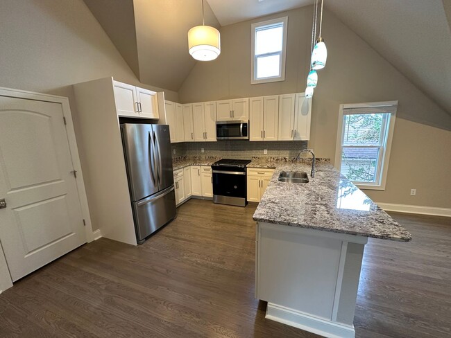 Foto del edificio - Port Washington Loft Duplex
