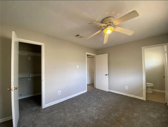 Foto del edificio - Amazing 3 Bedroom 2 bath home in Houston