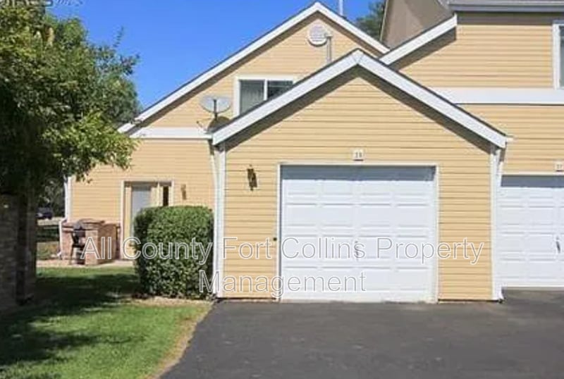 Primary Photo - 1020 Rolland Moore Dr