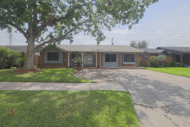 Building Photo - 3118 Flamborough Dr