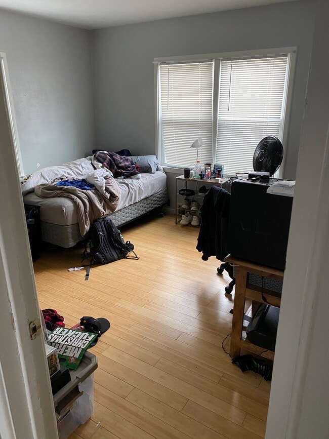 3 bedroom - 609 S Lucas St