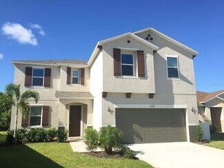 Building Photo - 4748 Blue Diamond St