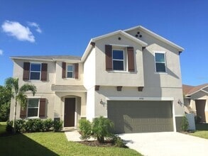 Building Photo - 4748 Blue Diamond St