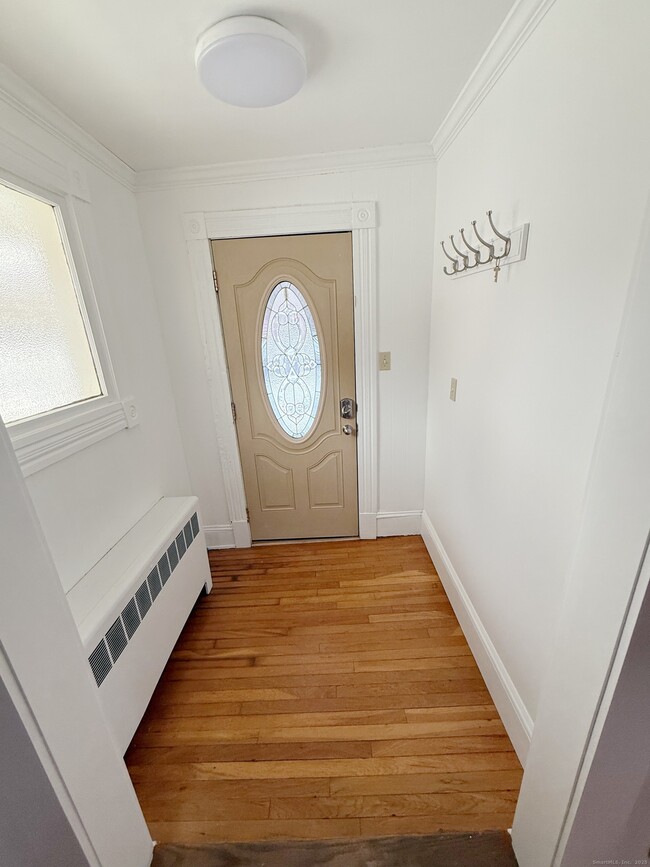 Foto del edificio - 1716 Farmington Ave