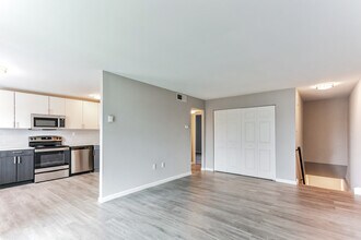 Common Area View - Newpointe Apartments