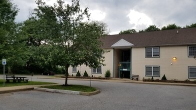 Building Photo - 507 Capitol Tr