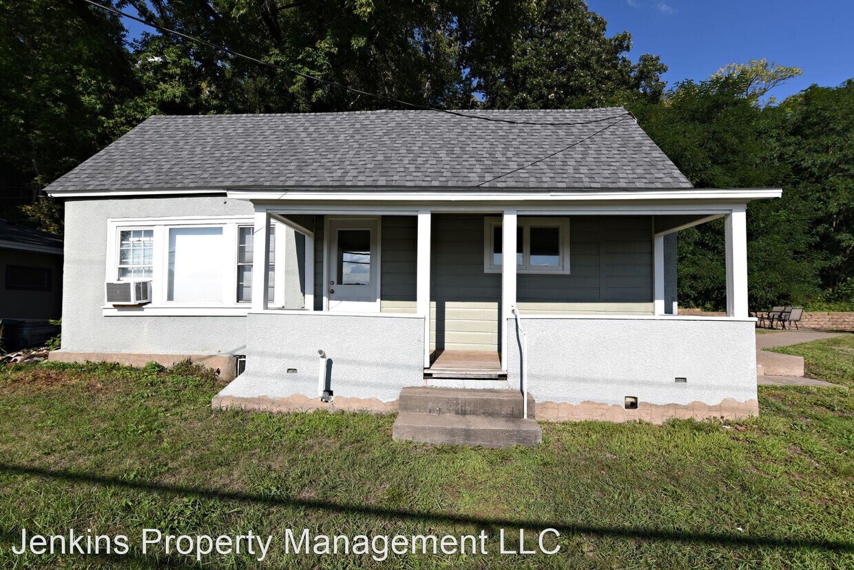 3 br, 1 bath House 509 Front St House Rental in Hudson, WI