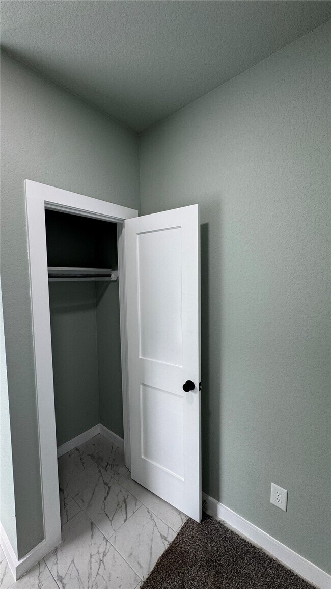 Foto del edificio - 169 S 10th St