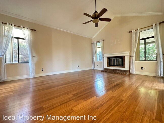 Building Photo - 3 br, 2 bath House - 11052 Hastings Ct