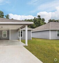 Building Photo - 638 Luke St