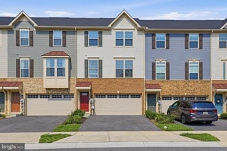 Building Photo - 7234 Bodkin Wy