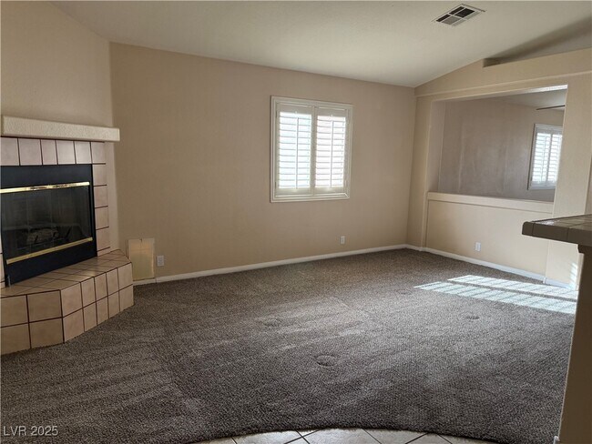 Building Photo - 204 Odyssey St