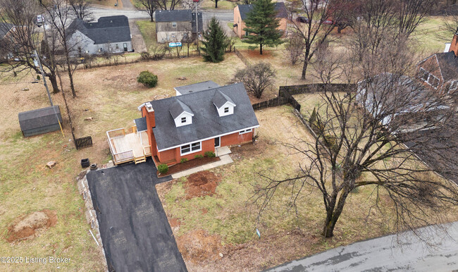 Building Photo - 203 S Elm Grove Ave