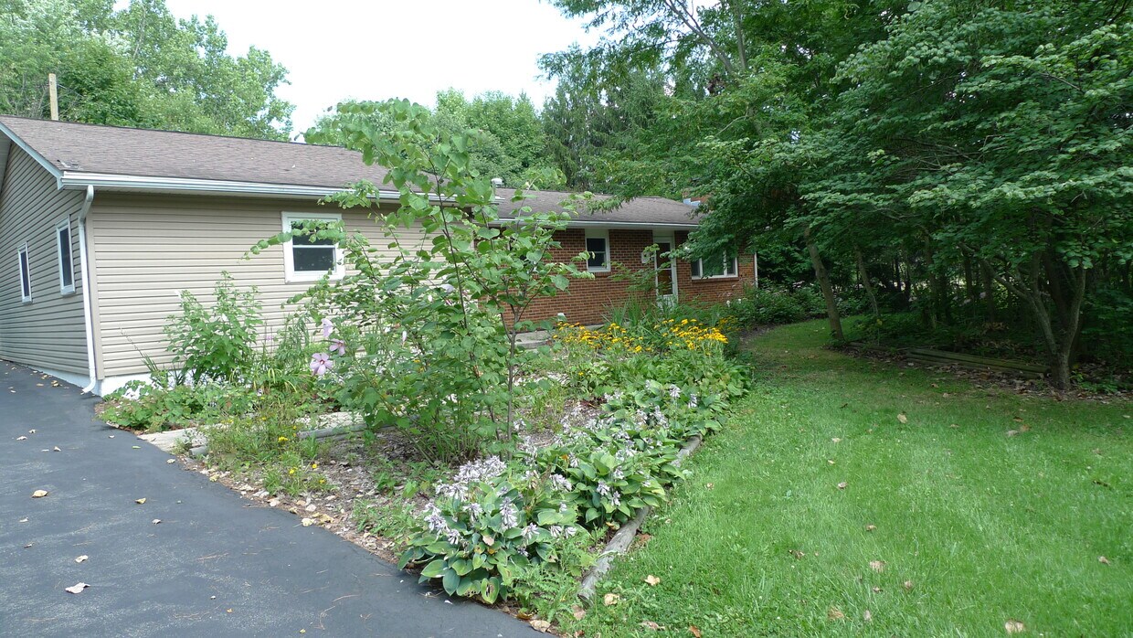 Primary Photo - 10100 Ketch Rd