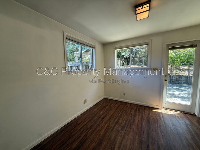 Building Photo - 1241 Pacific St