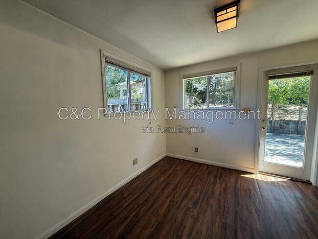 Foto del edificio - 1241 Pacific St
