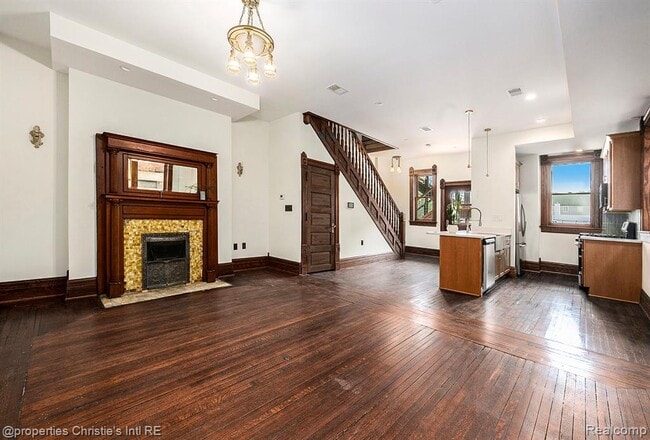 Foto del edificio - 701 W Canfield St