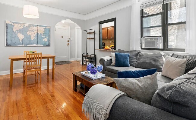 Foto del edificio - 130 Bay Ridge Pkwy