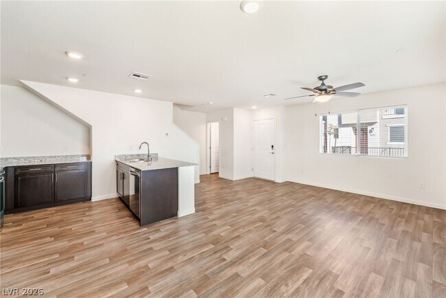 Foto del edificio - 2940 Beige Mist Ct