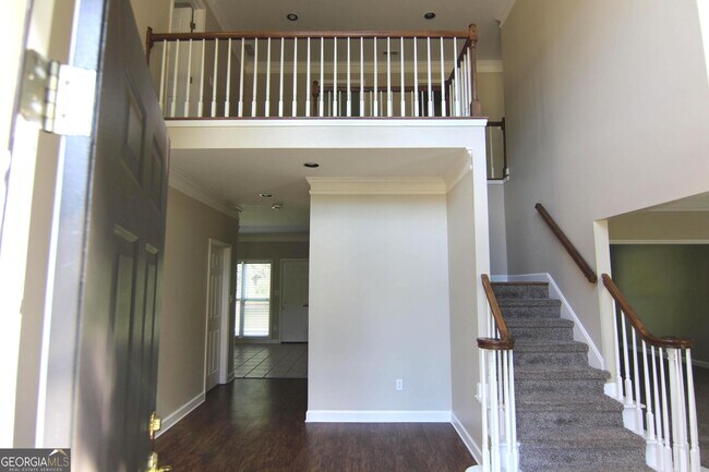 Building Photo - 104 Inverrary Ct