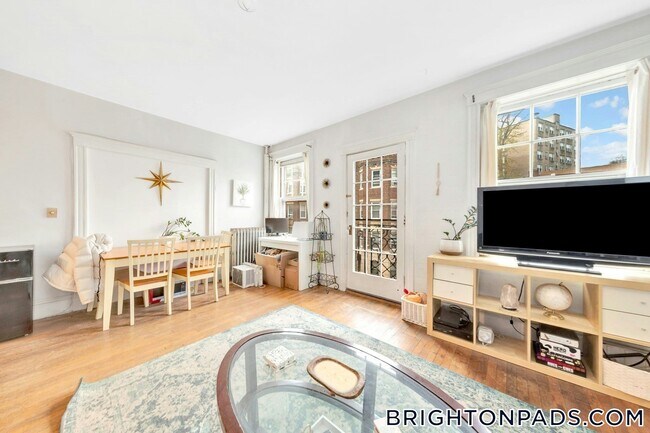Foto del edificio - 106 Strathmore Rd
