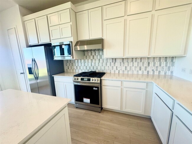 Building Photo - 16315 Mesquite Fld Dr