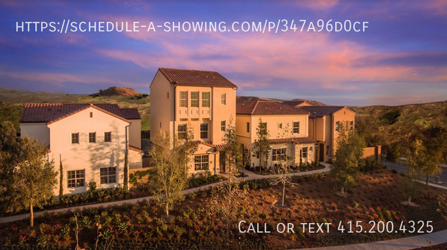 Foto del edificio - Luxurious 3-Bedroom Townhouse in Irvine's ...