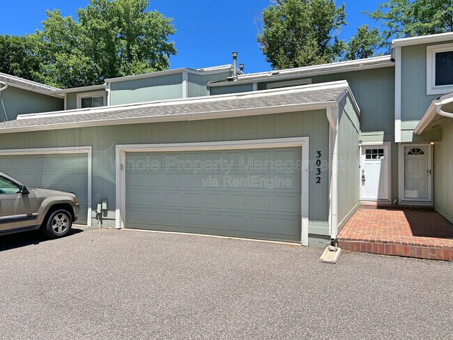 Foto del edificio - 3032 S Macon Cir