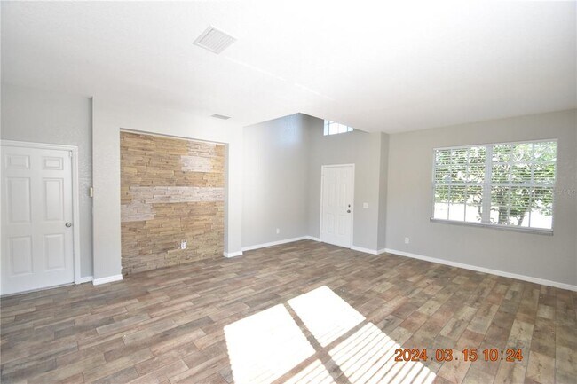 Foto del edificio - 11307 Laurel Brook Ct